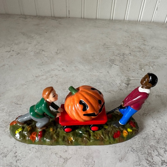 Dept 56 Snow Village Halloween Bringing Home the Winner...